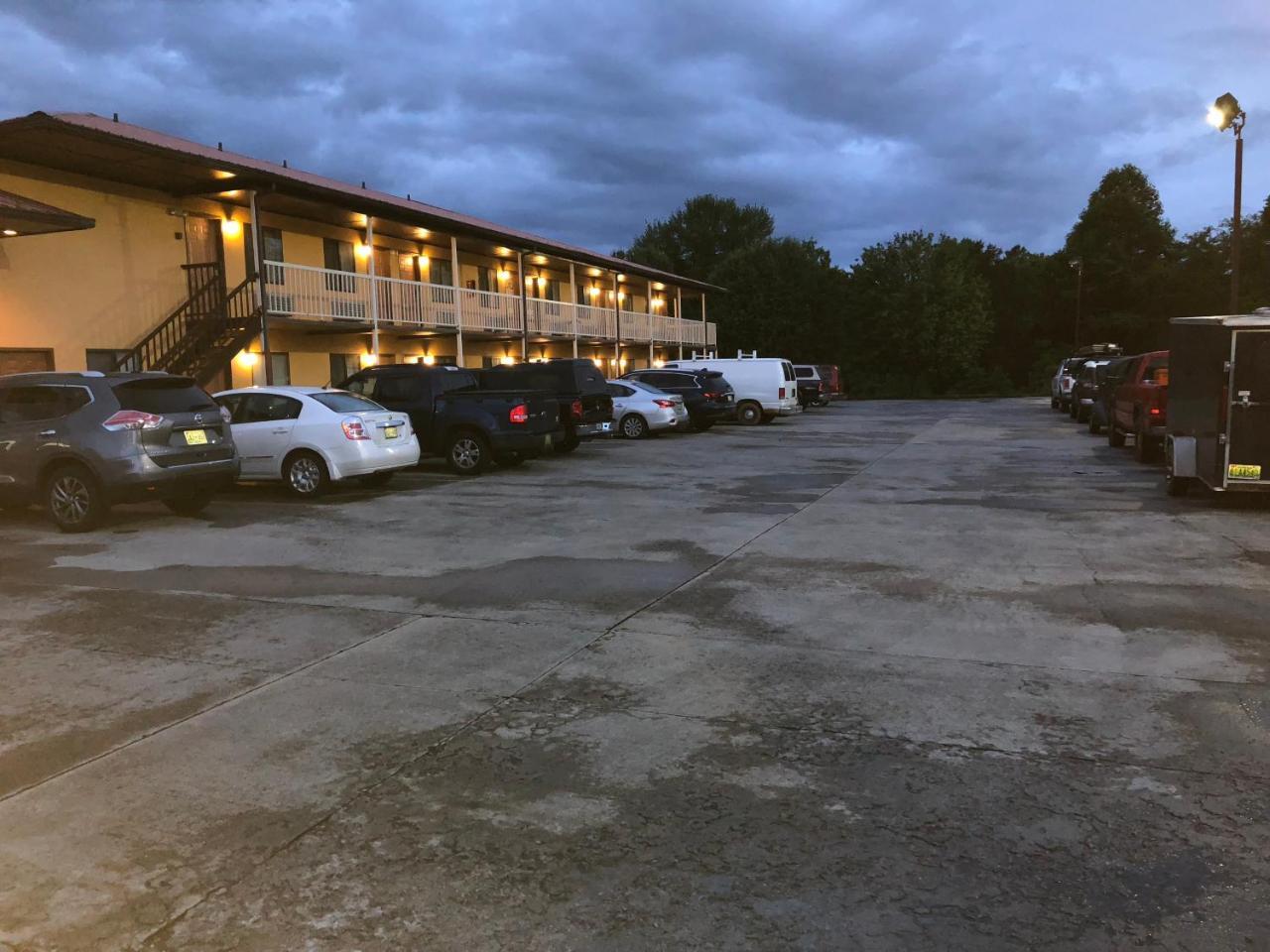 Motor Inns Of America Madisonville Esterno foto