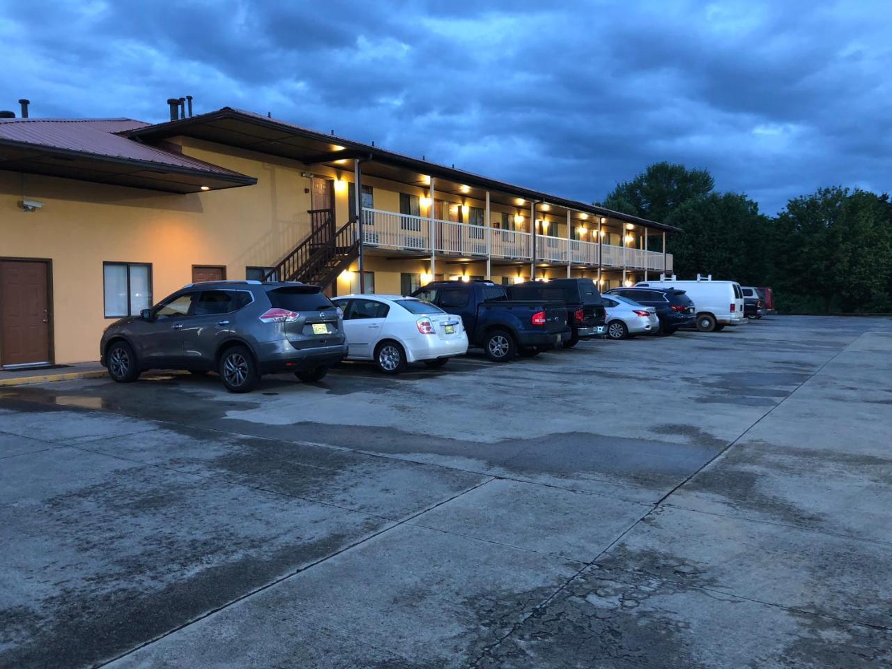 Motor Inns Of America Madisonville Esterno foto